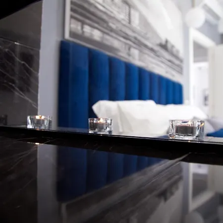 Scugnizzo Luxury Appartement *