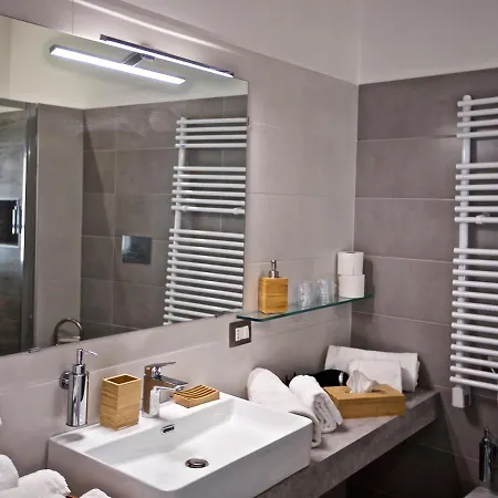 Scugnizzo Luxury Apartment *