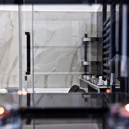 Scugnizzo Luxury Apartment *