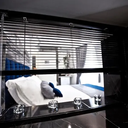 Scugnizzo Luxury