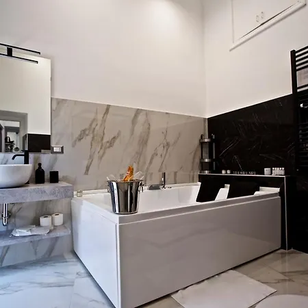 Scugnizzo Luxury