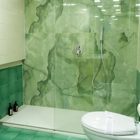 Scugnizzo Luxury Апартаменты *